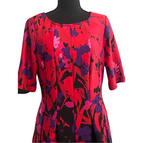 Gabby Skye Floral Print Dress - Picture 5 of 7